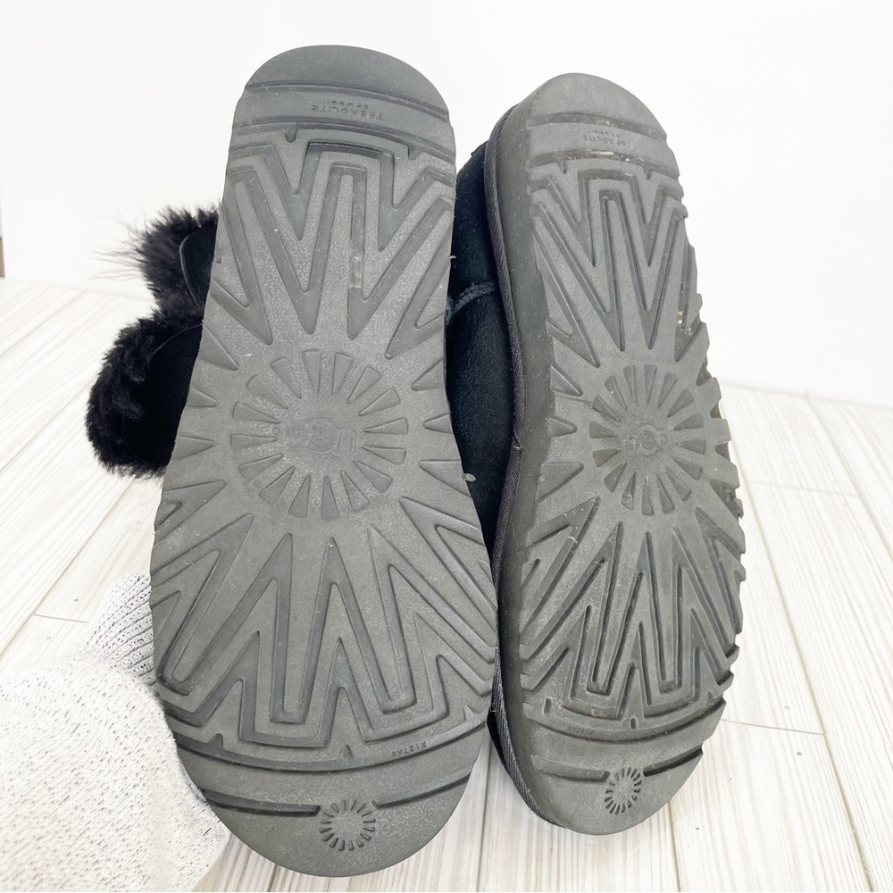 ‼️SOLD‼️UGG Boots - Picture 8 of 11